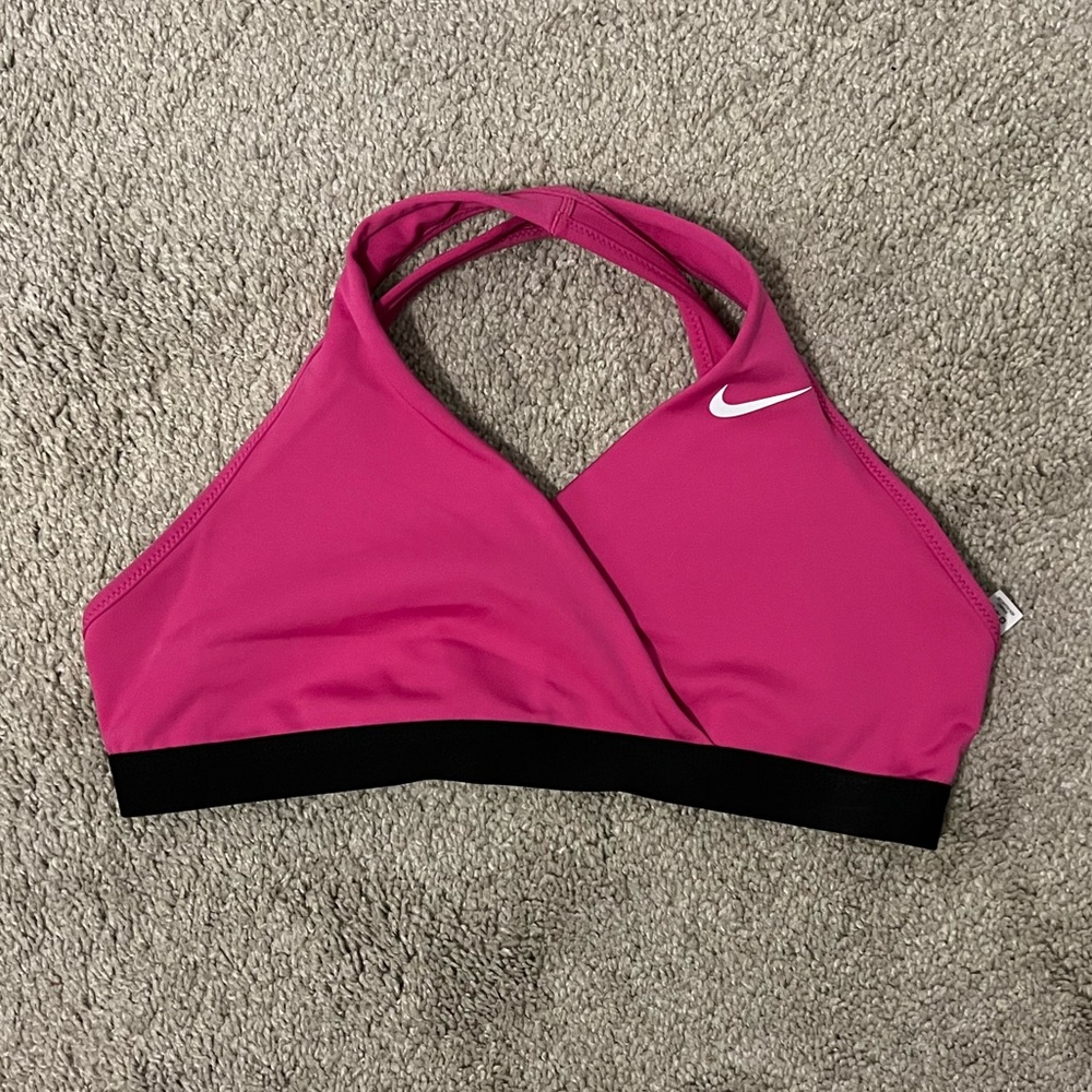 Nike maternity sports bra